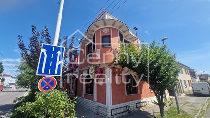 Pronájem Restaurace (Pizzeria Lanza) 160 m2 v Pardubicích, ul. Chrudimská - Fotka 1